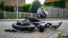Botsing tussen automobilist en fatbiker in Maartensdijk