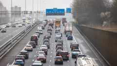 File van elf kilometer op A1 door ongeluk bij Amersfoort