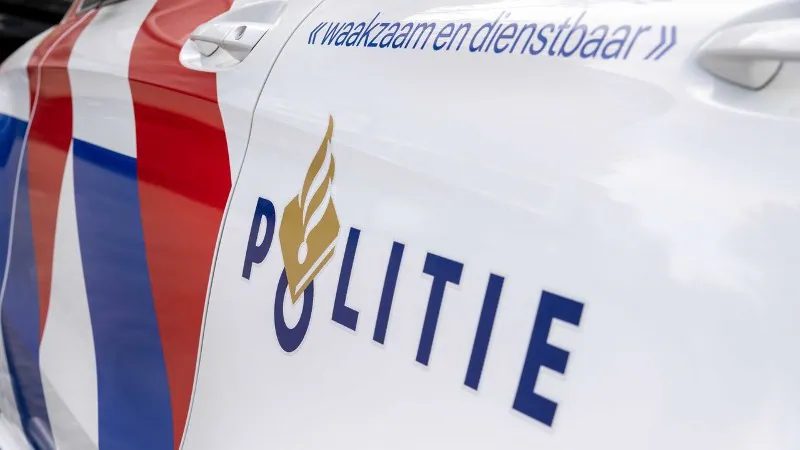 Gezocht: twee verdachten van overval op benzinestation langs A20