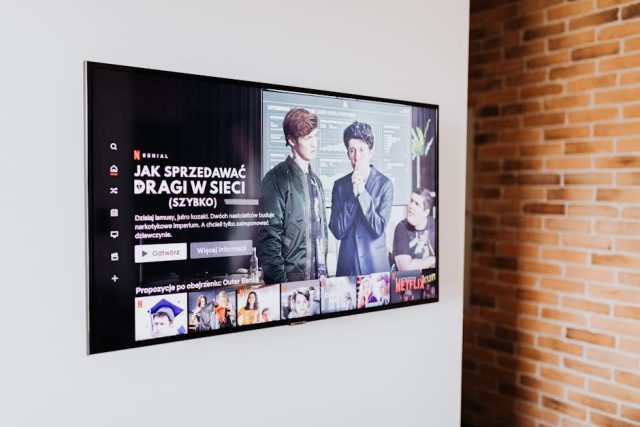 TCL 75" OLED TV - 2022