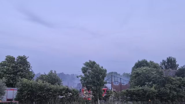 Politie doet onderzoek naar brand in Zwaanshoek