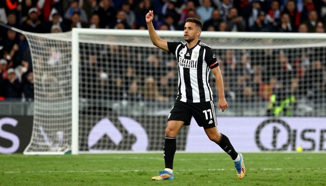 Luciano Valente scoorde 3 doelpunten in 12 minuten tijdens historisch debuut
